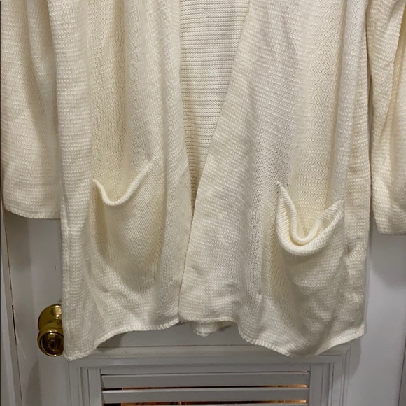 Forever 21 oversized beige/cream cardigan M - Picture 2 of 3